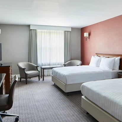 รูปภาพถ่ายที่ Durham Marriott Hotel Royal County โดย Yext Y. เมื่อ 5/7/2020