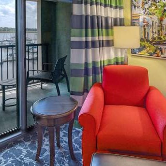 Foto tomada en Hilton Garden Inn Charleston Waterfront/Downtown  por Yext Y. el 10/13/2019