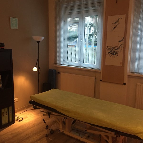 номер телефона центрум клиник