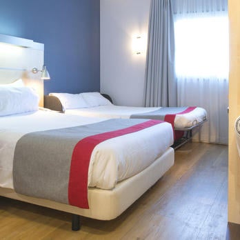 Foto tirada no(a) Holiday Inn Express Barcelona - Molins De Rei por Yext Y. em 4/1/2020