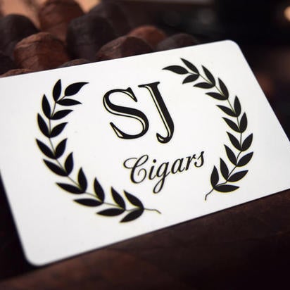 Photo prise au SJ Cigars Co. par Yext Y. le6/17/2019