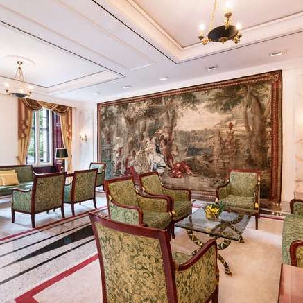 2/21/2020에 Yext Y.님이 Best Western Premier Grand Hotel Russischer Hof에서 찍은 사진