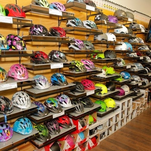 GEARS Bike Shop - Toronto - 1 подсказка 