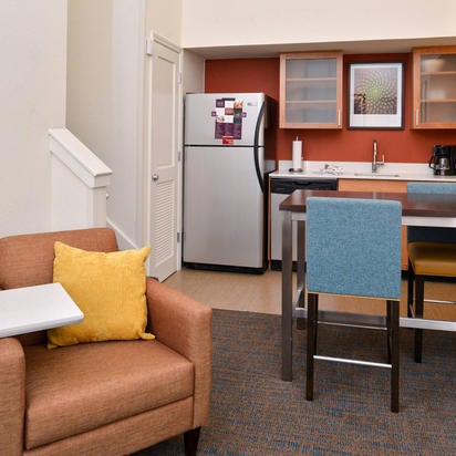 Foto scattata a Residence Inn by Marriott Boise Downtown/University da Yext Y. il 5/12/2020