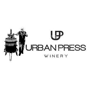Foto tirada no(a) Urban Press Winery por Yext Y. em 9/14/2018