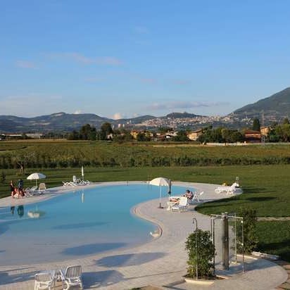 Foto scattata a Valle Di Assisi Hotel e Resort da Yext Y. il 7/18/2017