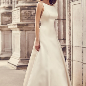 Bri's clearance bridal boutique