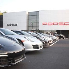 10/16/2018에 Yext Y.님이 Tom Wood Porsche에서 찍은 사진