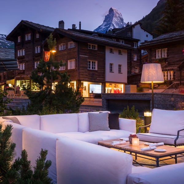 Das Foto wurde bei Grand Hotel Zermatterhof von Yext Y. am 1/7/2019 aufgenommen