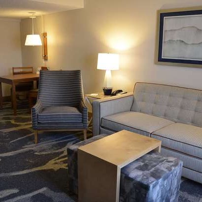 รูปภาพถ่ายที่ Homewood Suites by Hilton โดย Yext Y. เมื่อ 11/4/2019