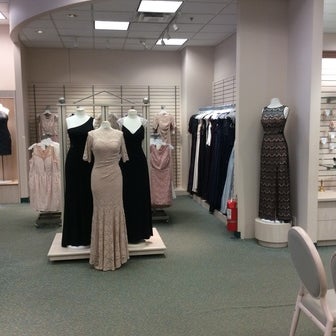 David's Bridal - 8111 NW Roanridge Road
