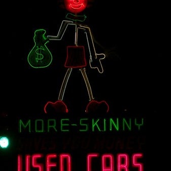 Снимок сделан в More-Skinny Used Cars пользователем Yext Y. 1/11/2017