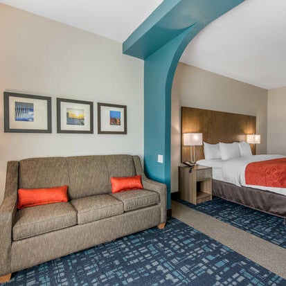 Photos At Comfort Suites Fort Lauderdale Airport Cruise Port