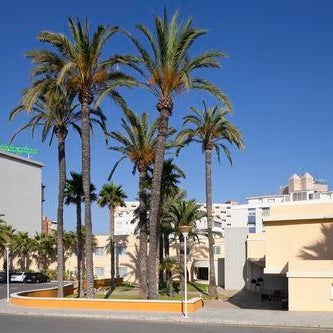 Photo taken at Holiday Inn Alicante - Playa De San Juan by Yext Y. on 2/3/2018