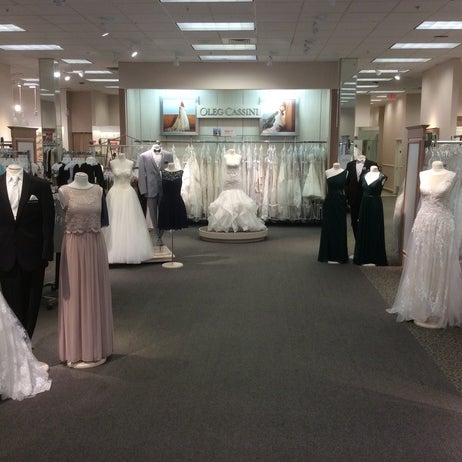 David's Bridal - 2 tips from 254 visitors