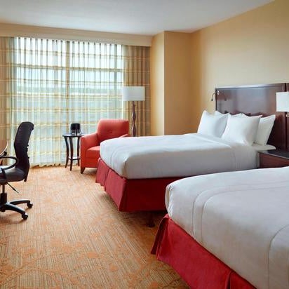 Photo prise au Bloomington-Normal Marriott Hotel &amp; Conference Center par Yext Y. le5/1/2020