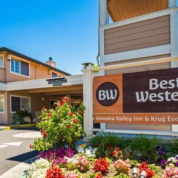 Foto diambil di BEST WESTERN Sonoma Valley Inn &amp; Krug Event Center oleh Yext Y. pada 8/18/2019