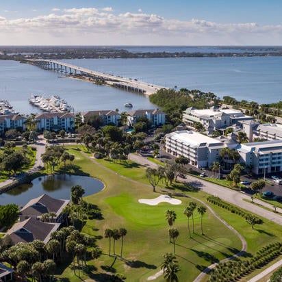 2/19/2020 tarihinde Yext Y.ziyaretçi tarafından Marriott Hutchinson Island Beach Resort, Golf &amp; Marina'de çekilen fotoğraf