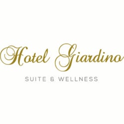 Foto scattata a Hotel Giardino Suites&amp;Spa da Yext Y. il 3/23/2017