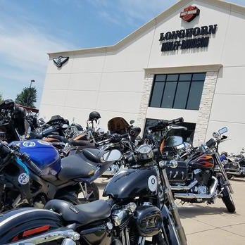 8/21/2018에 Yext Y.님이 Longhorn Harley-Davidson에서 찍은 사진