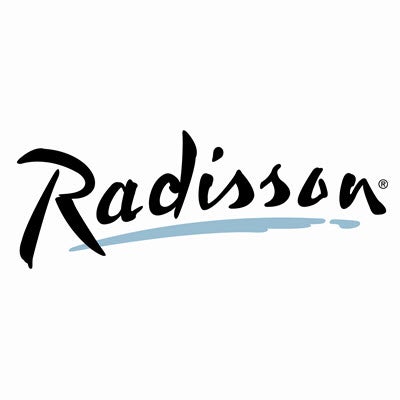 Foto diambil di Radisson Suites Tucson oleh Yext Y. pada 5/11/2018