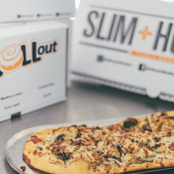 Foto scattata a Slim &amp; Husky&#39;s Pizza Beeria (North Nashville) da Yext Y. il 1/14/2019