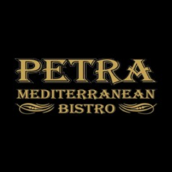 รูปภาพถ่ายที่ Petra Mediterranean Bistro โดย Yext Y. เมื่อ 6/19/2019