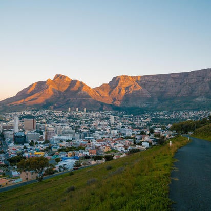 Photo prise au Holiday Inn Cape Town par Yext Y. le2/28/2020