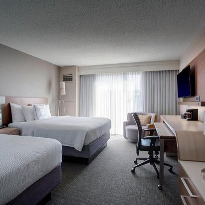 Foto diambil di Courtyard by Marriott New Orleans Downtown/Convention Center oleh Yext Y. pada 5/13/2020