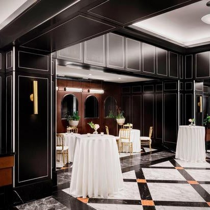 Foto tomada en Perry Lane Hotel, a Luxury Collection Hotel, Savannah  por Yext Y. el 5/8/2020