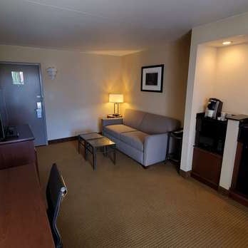 Foto diambil di Best Western Plus Coeur D&#39;Alene Inn oleh Yext Y. pada 9/8/2020