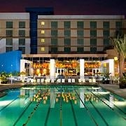 Das Foto wurde bei Renaissance ClubSport Aliso Viejo Laguna Beach Hotel von Yext Y. am 5/21/2016 aufgenommen