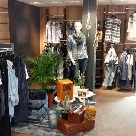 Modehuis dekker hot sale