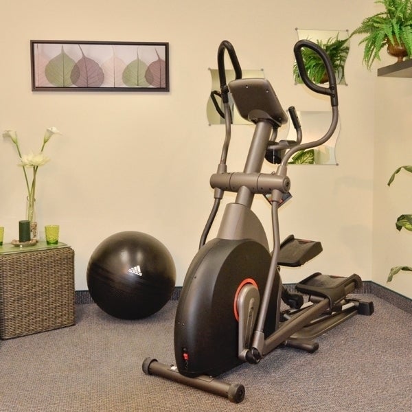 Монро фитнес клуб. Кукон фитнес адрес.