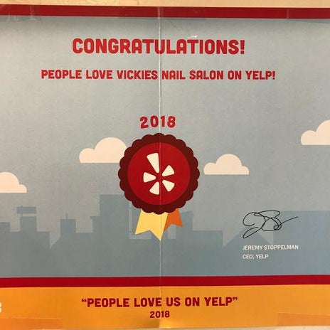 8/14/2018 tarihinde Yext Y.ziyaretçi tarafından Vickies Nail Spa Chicago'de çekilen fotoğraf