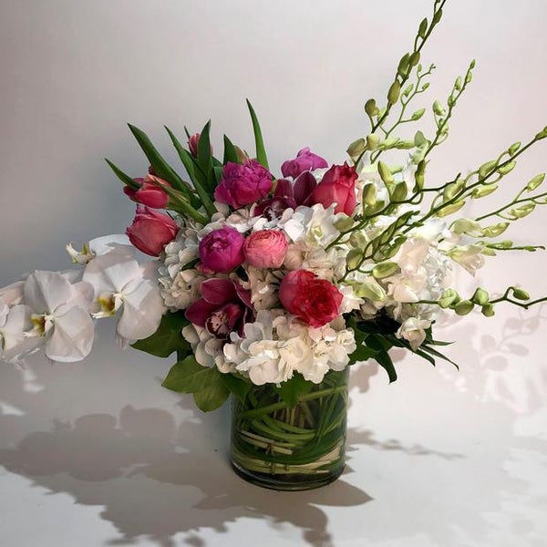 4/23/2019에 Yext Y.님이 Starbright Floral Design에서 찍은 사진