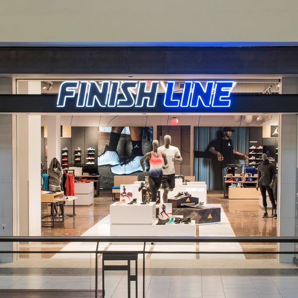 tour of finish line with nike store inside
