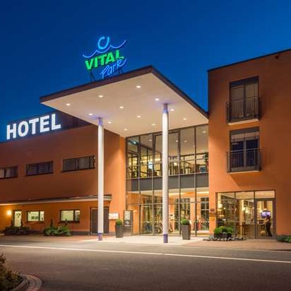 Foto diambil di Hotel am Vitalpark oleh Yext Y. pada 11/18/2018