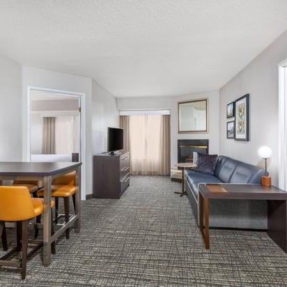 Foto tirada no(a) Residence Inn Indianapolis Downtown on the Canal por Yext Y. em 4/8/2020