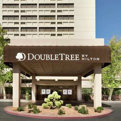 Photo taken at DoubleTree by Hilton Hotel Albuquerque by Yext Y. on 10/21/2019