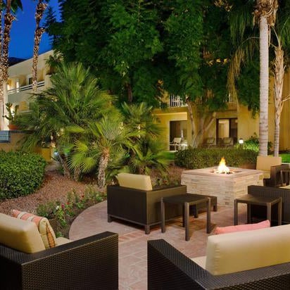 Foto tomada en Courtyard by Marriott Palm Springs  por Yext Y. el 5/13/2020