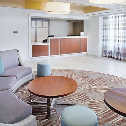 รูปภาพถ่ายที่ Homewood Suites by Hilton Colorado Springs-North โดย Yext Y. เมื่อ 10/21/2019