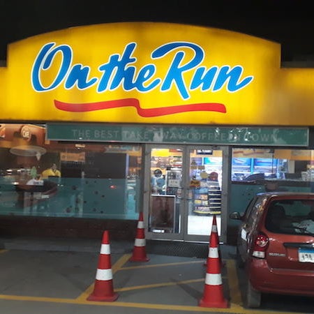 Foto diambil di On The Run oleh Yext Y. pada 5/7/2018