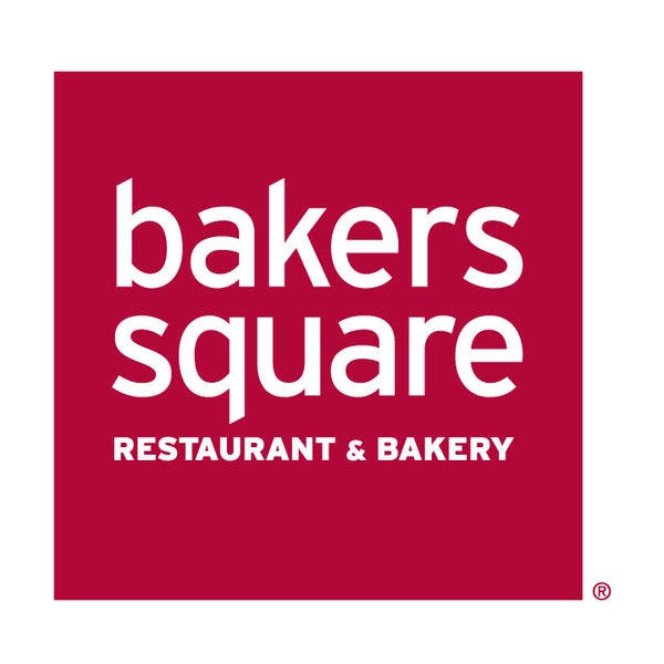 รูปภาพถ่ายที่ Baker&#39;s Square โดย Yext Y. เมื่อ 6/7/2017