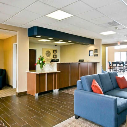 Photos At Comfort Inn Aikens Center Hotel
