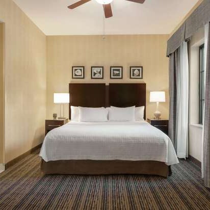 Foto scattata a Homewood Suites by Hilton da Yext Y. il 10/13/2019