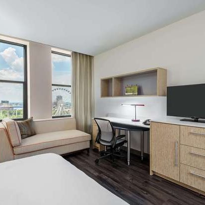 Foto scattata a Home2 Suites by Hilton da Yext Y. il 11/4/2019