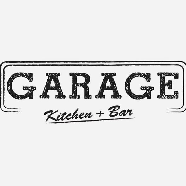 Foto tirada no(a) GARAGE Kitchen + Bar por Yext Y. em 10/20/2016