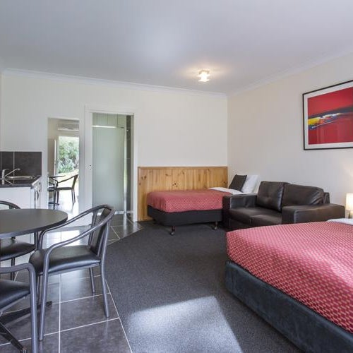 Hamilton Motel
