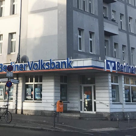 Foto diambil di Berliner Volksbank oleh Yext Y. pada 2/5/2020
